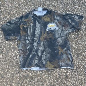 Cabela’s realtree camo tee